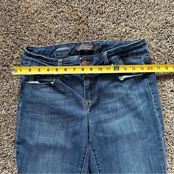 The Limited Women's Medium Wash Straight Leg Blue Jeans 10R - Picture 5 of 8